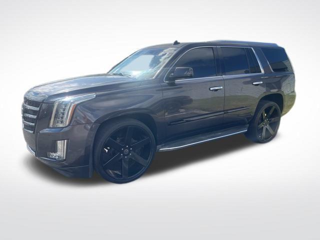 used 2015 Cadillac Escalade car, priced at $18,962