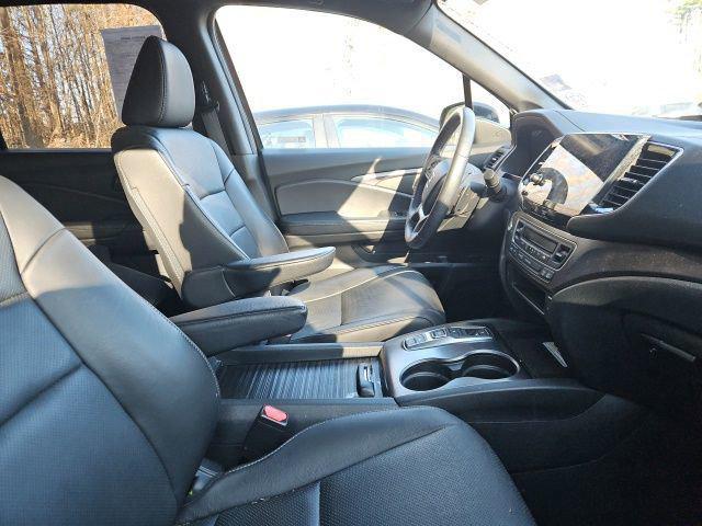 used 2023 Honda Passport car, priced at $32,999