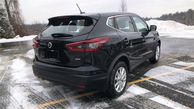 used 2021 Nissan Rogue Sport car, priced at $17,999