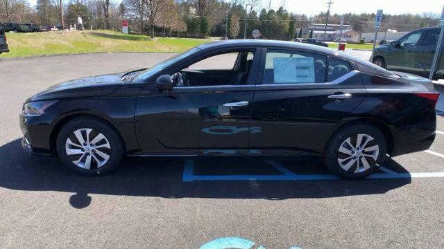 new 2025 Nissan Altima car, priced at $28,140