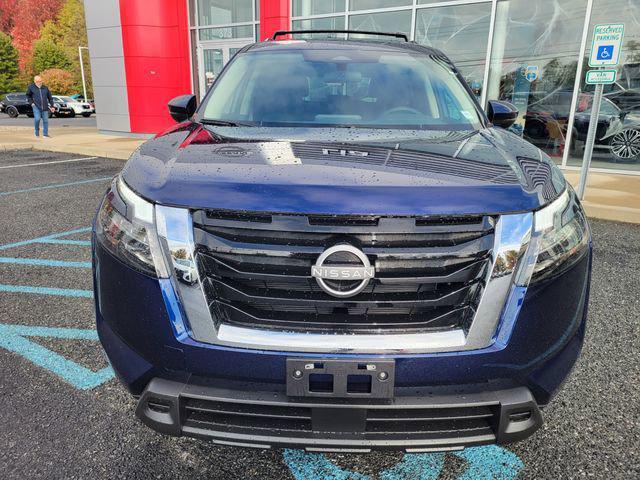 new 2025 Nissan Pathfinder car, priced at $36,572