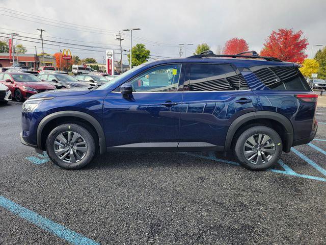new 2025 Nissan Pathfinder car, priced at $36,572