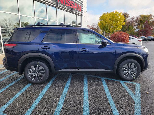 new 2025 Nissan Pathfinder car, priced at $36,572
