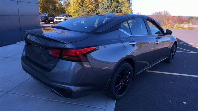 new 2025 Nissan Altima car, priced at $31,055