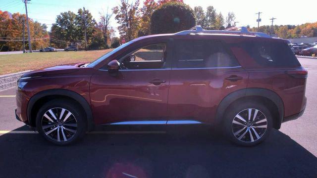 new 2025 Nissan Pathfinder car, priced at $53,490