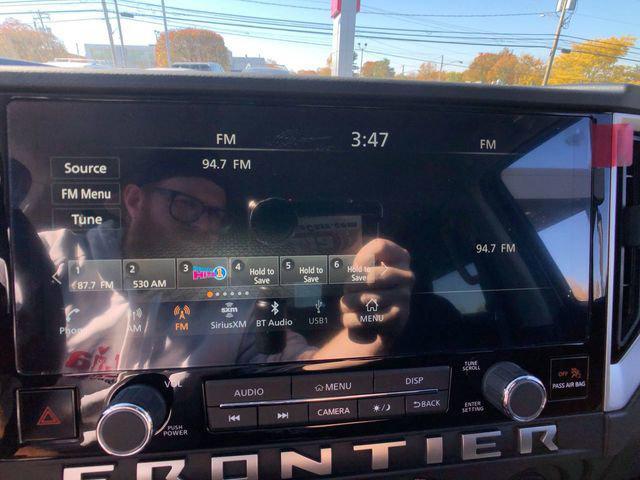 new 2025 Nissan Frontier car