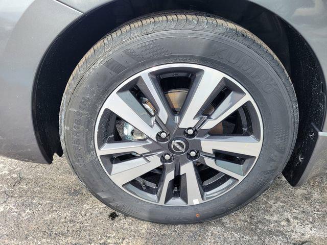 new 2025 Nissan Versa car, priced at $21,346