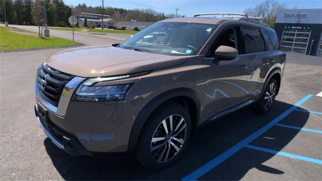 new 2025 Nissan Pathfinder car, priced at $55,030