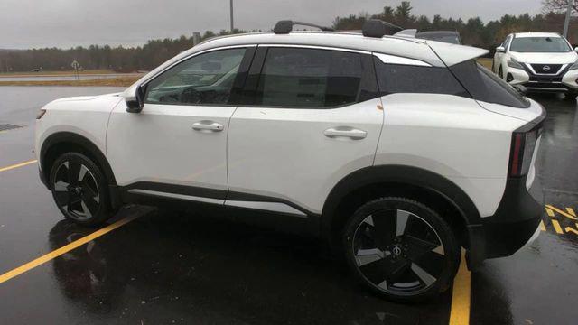 new 2025 Nissan Kicks car, priced at $29,540