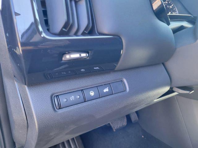 new 2025 Nissan Pathfinder car, priced at $41,950