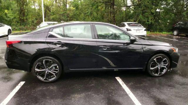 new 2025 Nissan Altima car, priced at $32,285