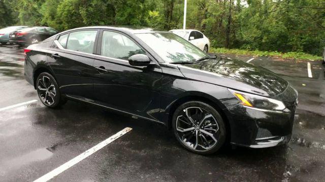 new 2025 Nissan Altima car, priced at $32,285