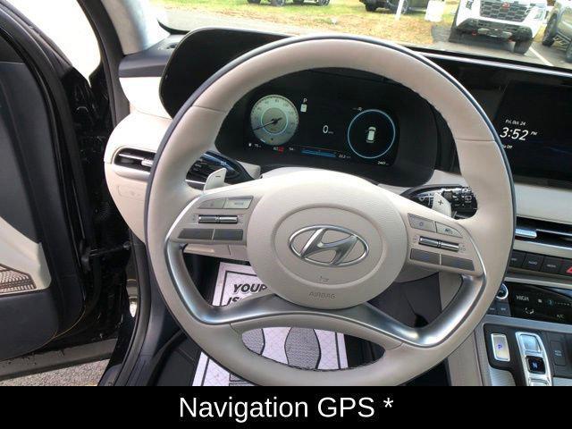 used 2025 Hyundai Palisade car, priced at $47,599