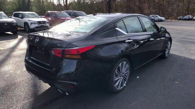 new 2025 Nissan Altima car, priced at $35,770