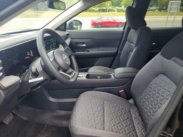 new 2025 Nissan Kicks car, priced at $26,993