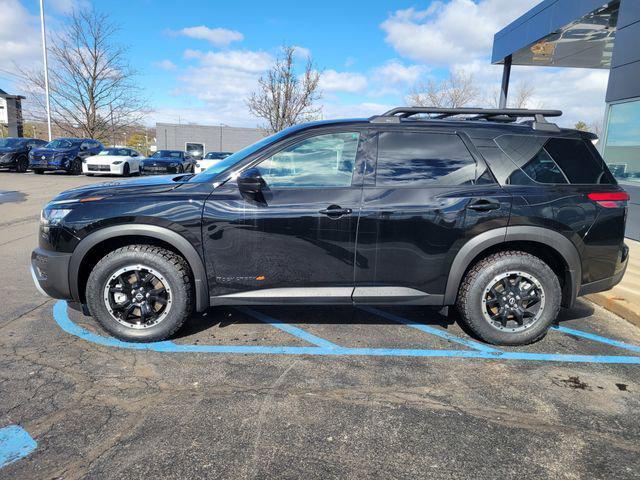 new 2025 Nissan Pathfinder car, priced at $45,675