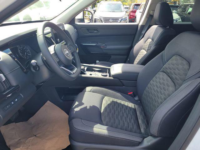 new 2025 Nissan Pathfinder car, priced at $37,402