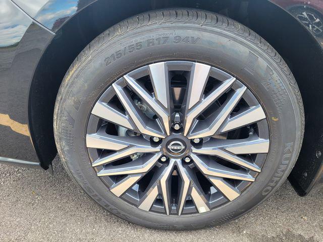 new 2025 Nissan Altima car, priced at $28,625