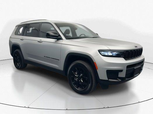 used 2024 Jeep Grand Cherokee L car, priced at $26,900