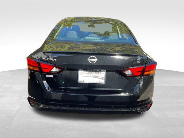 new 2025 Nissan Altima car, priced at $25,725