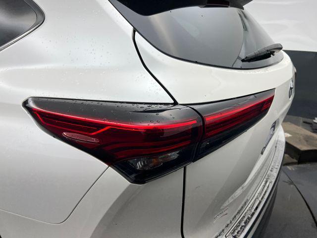 used 2021 Toyota Highlander car, priced at $39,698