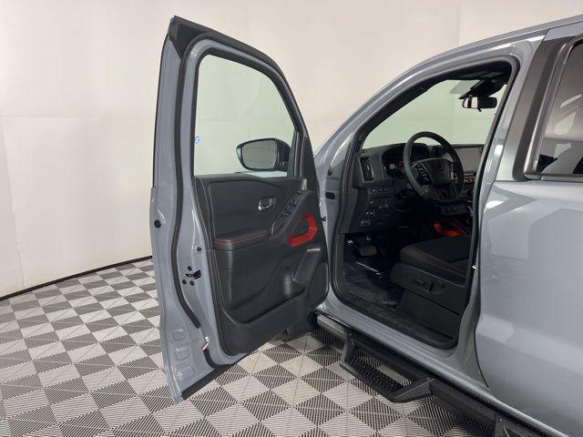 new 2025 Nissan Frontier car, priced at $39,809