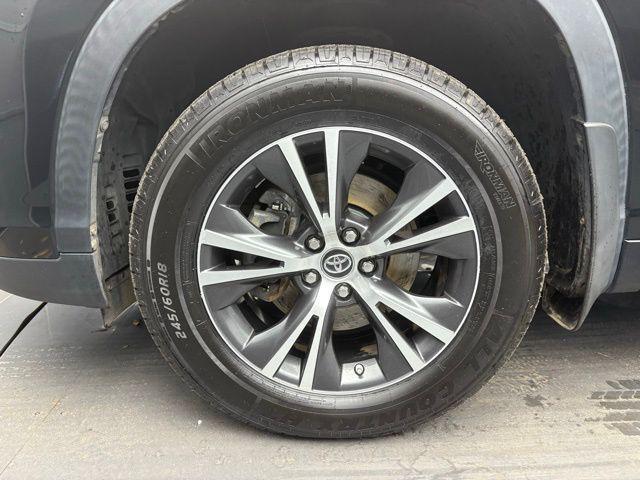 used 2017 Toyota Highlander car, priced at $17,735