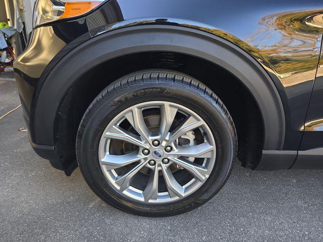 used 2024 Ford Explorer car, priced at $33,900