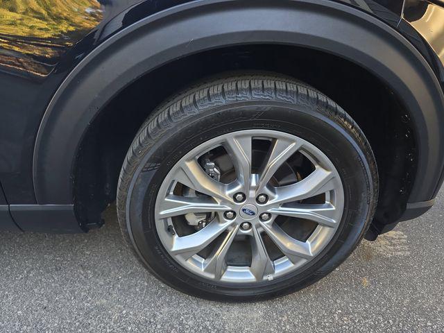 used 2024 Ford Explorer car, priced at $33,900