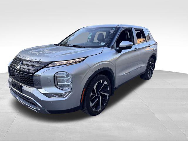 used 2022 Mitsubishi Outlander car, priced at $23,900