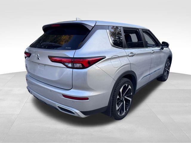 used 2022 Mitsubishi Outlander car, priced at $23,900