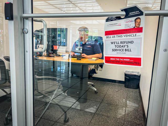 new 2025 Nissan Pathfinder car, priced at $37,216