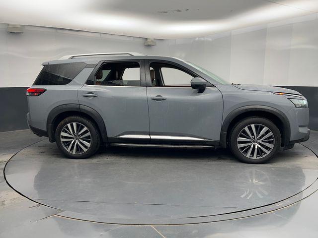 used 2022 Nissan Pathfinder car, priced at $32,900