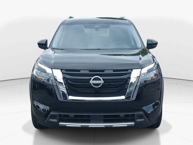 new 2025 Nissan Pathfinder car, priced at $36,846