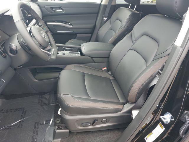 new 2025 Nissan Pathfinder car, priced at $36,846