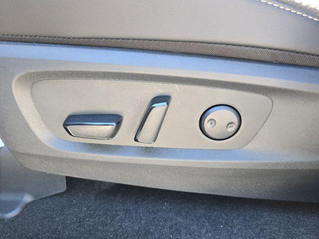 new 2025 Nissan Pathfinder car, priced at $36,850