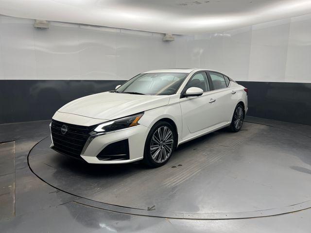 used 2024 Nissan Altima car, priced at $24,400
