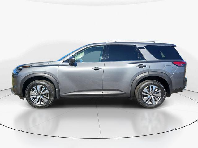 new 2025 Nissan Pathfinder car, priced at $36,814
