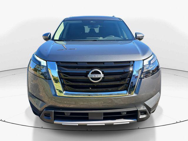new 2025 Nissan Pathfinder car, priced at $36,814