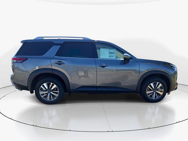 new 2025 Nissan Pathfinder car, priced at $36,814