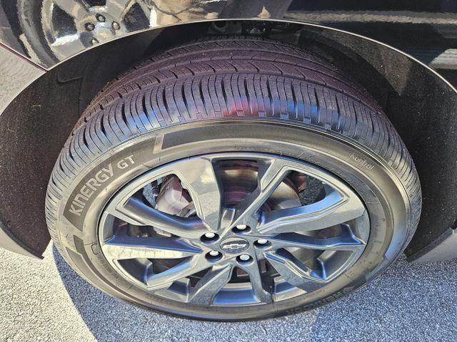 used 2023 Chevrolet Equinox car, priced at $25,900