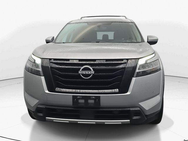 used 2023 Nissan Pathfinder car, priced at $27,900