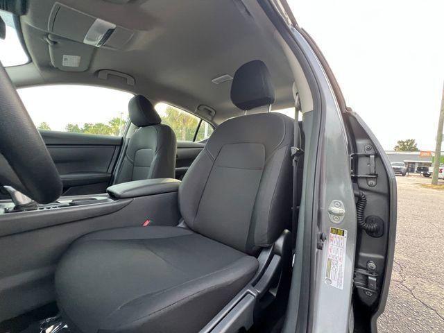 new 2025 Nissan Sentra car, priced at $21,981