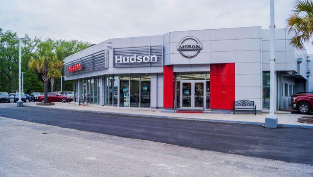 new 2025 Nissan Pathfinder car, priced at $35,999