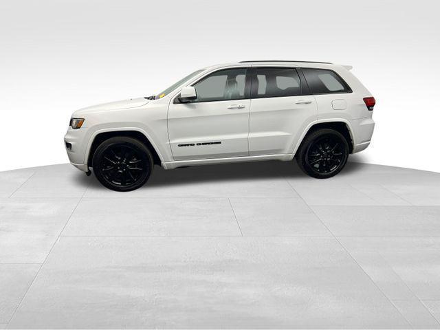 used 2017 Jeep Grand Cherokee car, priced at $13,692