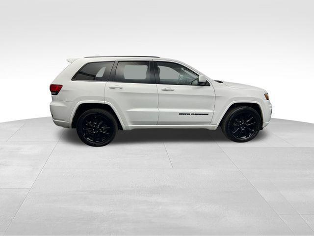 used 2017 Jeep Grand Cherokee car, priced at $13,692