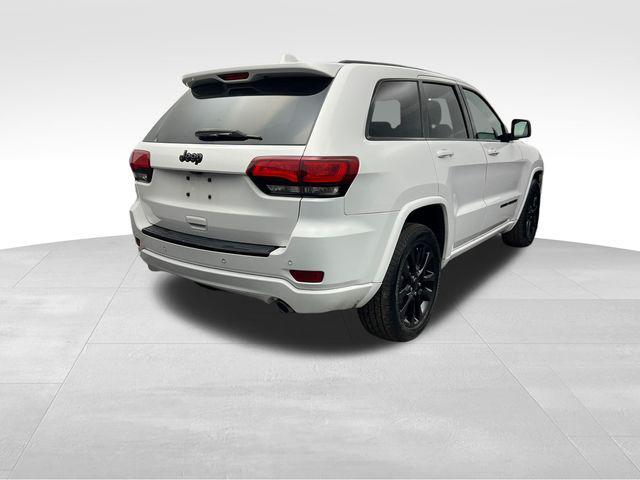 used 2017 Jeep Grand Cherokee car, priced at $13,692