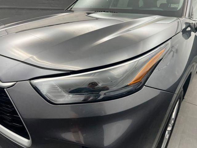 used 2024 Toyota Highlander car, priced at $29,900