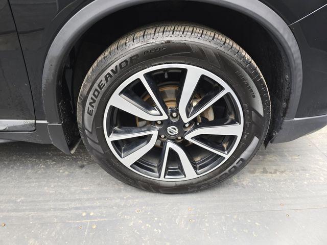 used 2020 Nissan Rogue car, priced at $15,480