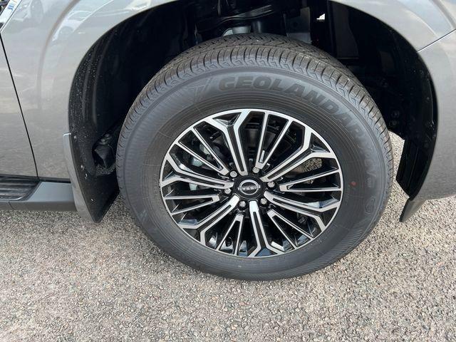 new 2025 Nissan Armada car, priced at $68,827